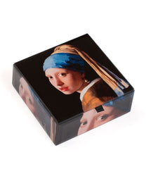 Girl with pearl earring box